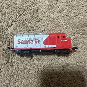 Vtg Mattel Hot Wheels 1983 Train Locomotive Santa Fe 5941 Red